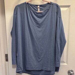 Lululemon back in action long sleeve